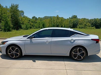 2023 Nissan Altima 2.5 SR Sedan