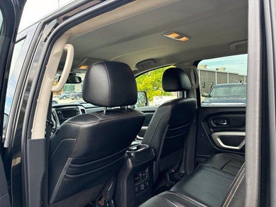 2019 Nissan Titan XD 4x4 Diesel Crew Cab SL