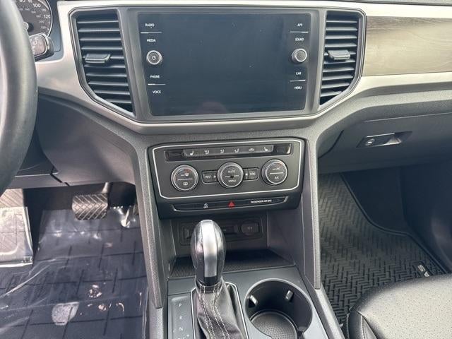 2021 Volkswagen Atlas 3.6L V6 SE w/Technology FWD *Ltd Avail*