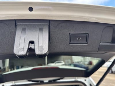 2021 Volkswagen Atlas 3.6L V6 SE w/Technology FWD *Ltd Avail*