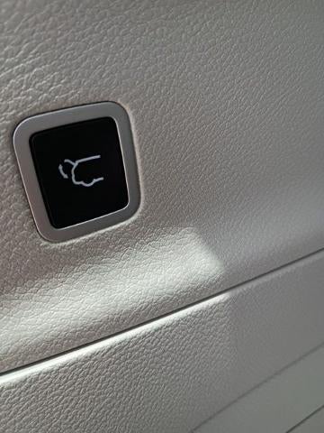 2024 Chrysler Pacifica Hybrid Select FWD