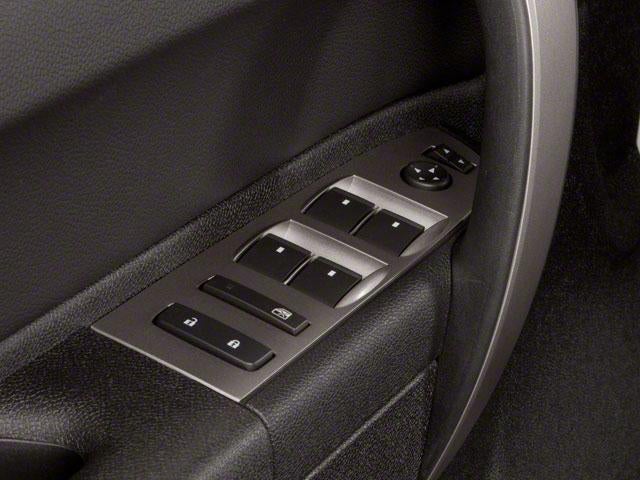 2013 GMC Sierra 1500 Crew Cab Short Box 2-Wheel Drive SLT