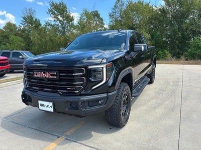 2023 GMC Sierra 1500 Crew Cab Short Box 4-Wheel Drive AT4X