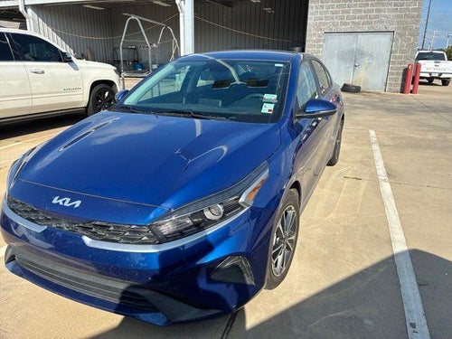 2024 Kia Forte LXS IVT