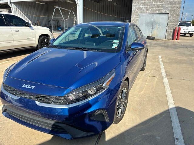 2024 Kia Forte LXS IVT