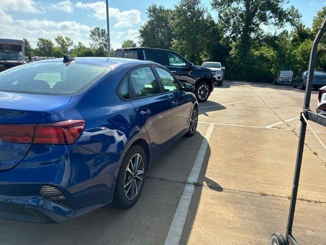 2024 Kia Forte LXS IVT