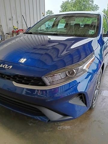 2024 Kia Forte LXS IVT