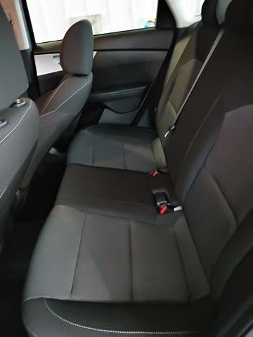 2024 Kia Forte LXS IVT