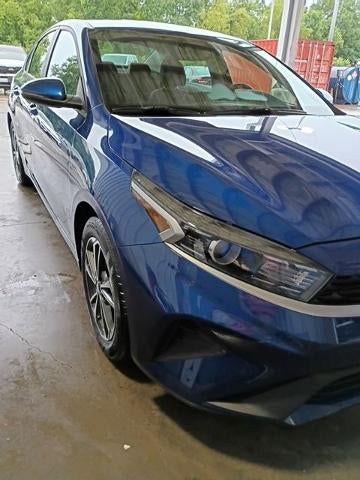 2024 Kia Forte LXS IVT