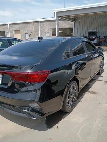 2023 Kia Forte LXS IVT