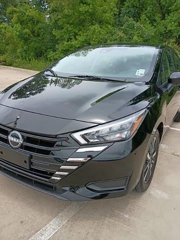 2025 Nissan Versa SV CVT