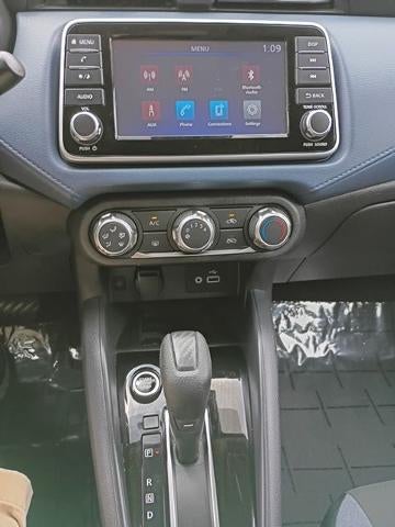 2025 Nissan Versa SV CVT