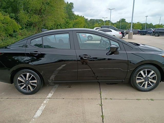 2025 Nissan Versa SV CVT
