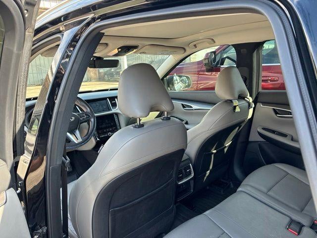 2023 INFINITI QX50 LUXE AWD
