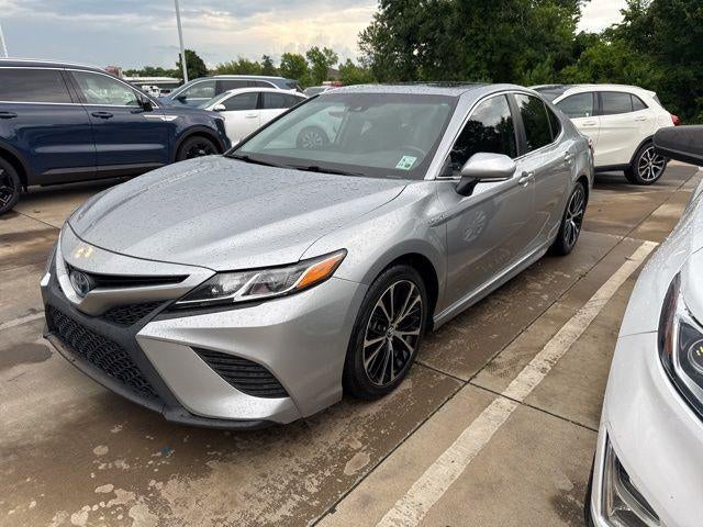 2019 Toyota Camry Hybrid SE CVT (Natl)