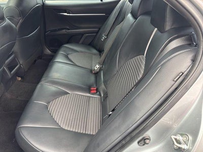 2019 Toyota Camry Hybrid SE CVT (Natl)