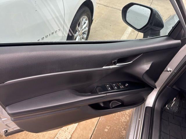 2019 Toyota Camry Hybrid SE CVT (Natl)