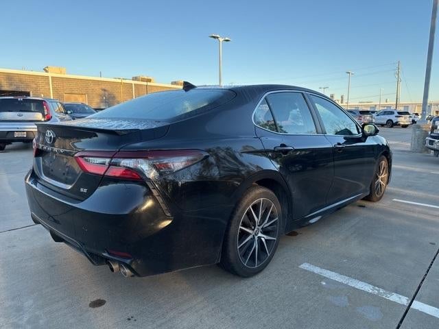 2023 Toyota Camry SE Auto (SE)