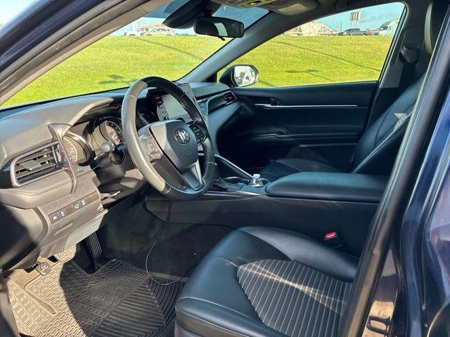 2021 Toyota Camry SE Auto (SE)