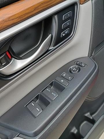 2022 Honda CR-V Hybrid Touring AWD