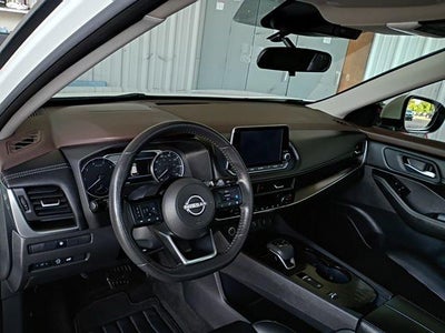 2023 Nissan Rogue FWD SV *Ltd Avail*