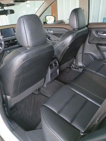 2023 Nissan Rogue FWD SV *Ltd Avail*