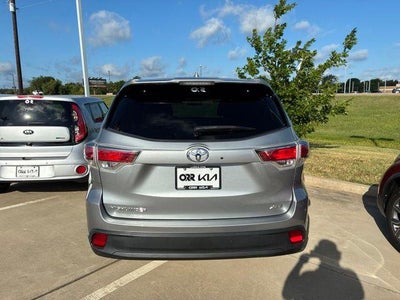 2016 Toyota Highlander FWD 4dr V6 XLE (Natl)