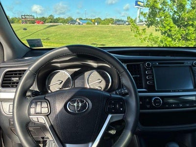 2016 Toyota Highlander FWD 4dr V6 XLE (Natl)