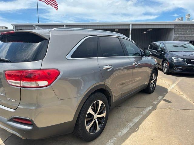 2016 Kia Sorento FWD 4dr 3.3L EX
