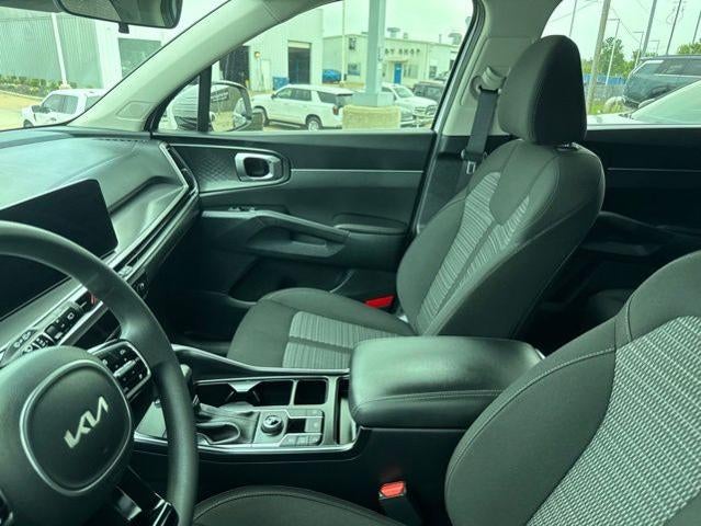 2025 Kia Sorento LX FWD