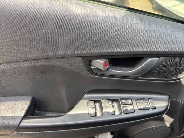 2021 Hyundai KONA SE Auto FWD