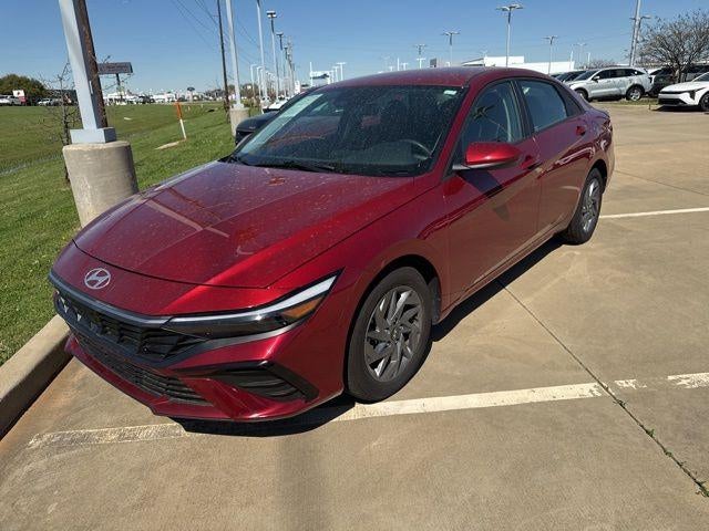 2024 Hyundai ELANTRA SEL IVT