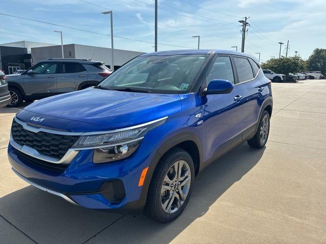 2023 Kia Seltos LX IVT AWD