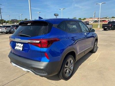 2023 Kia Seltos LX IVT AWD