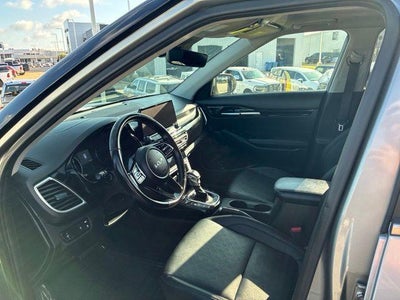 2023 Kia Seltos EX IVT AWD