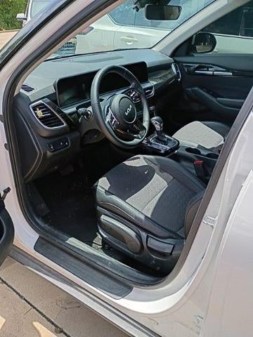 2025 Kia Seltos S IVT FWD