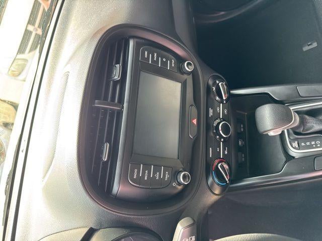 2020 Kia Soul LX IVT