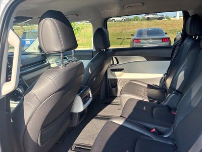 2023 Kia Carnival LX FWD w/Seat Pkg