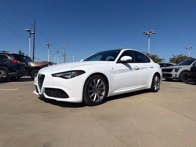 2022 Alfa Romeo Giulia