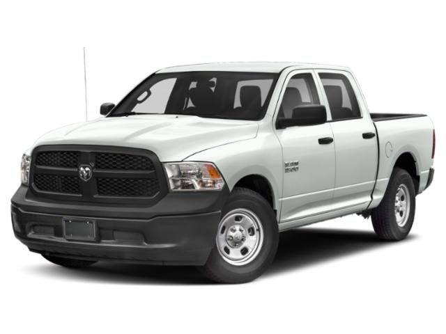 2014 RAM 1500 4WD Crew Cab 5.7 Ft Box Express