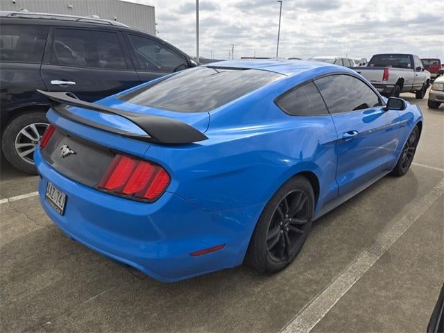2017 Ford Mustang EcoBoost Fastback
