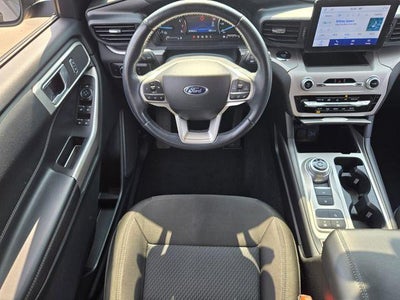 2023 Ford Explorer XLT RWD