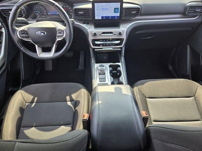 2023 Ford Explorer XLT RWD