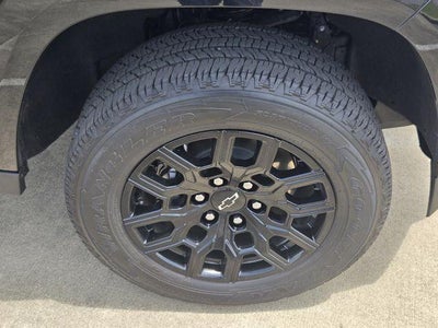 2025 Chevrolet Colorado Crew Cab Short Box 2-Wheel Drive Work Truck