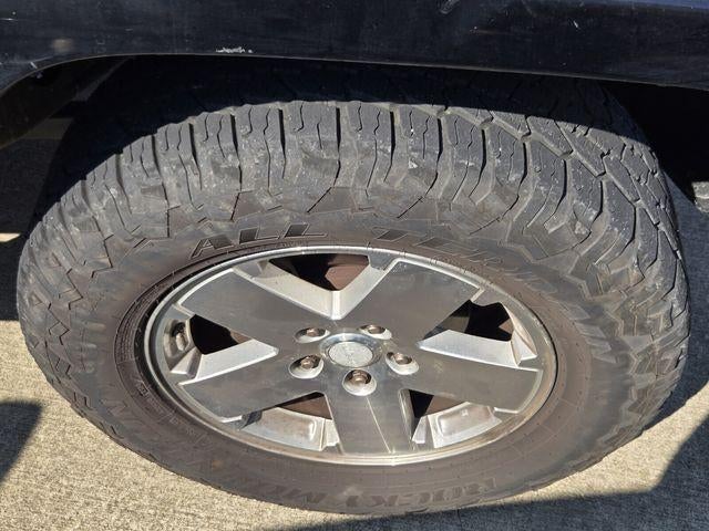 2009 Jeep Wrangler 4WD 2dr Sahara