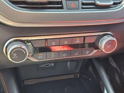 2024 Nissan Altima 2.5 SR Sedan