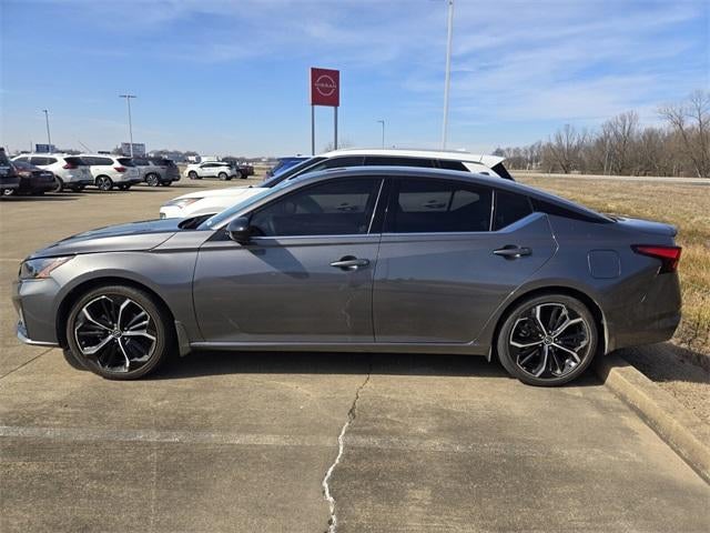 2025 Nissan Altima SR FWD