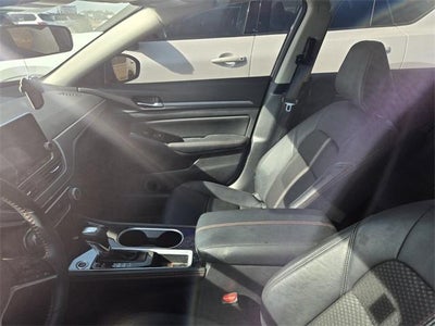 2025 Nissan Altima SR FWD