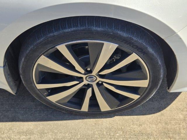 2019 Nissan Altima 2.5 SR AWD Sedan