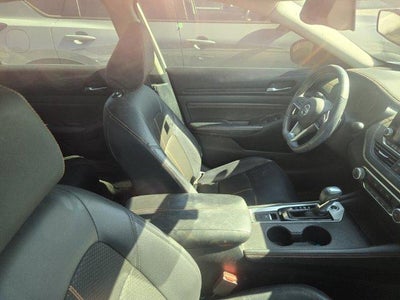 2019 Nissan Altima 2.5 SR AWD Sedan